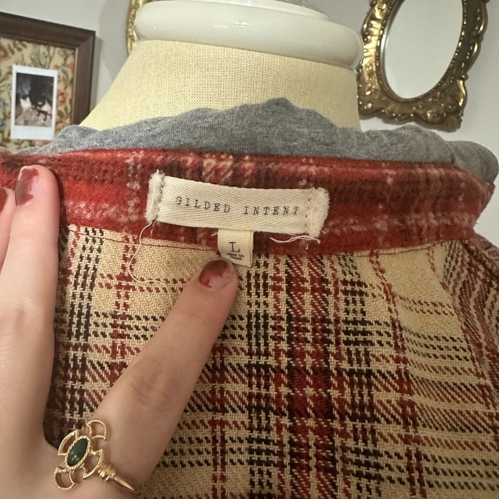 Gilded Intent Red and Cream Mixed Flannel Hooded Shacket - Picture 4 of 7